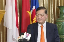 Vietnamese Ambassador to Singapore Mai Phuoc Dung (Photo: VNA)