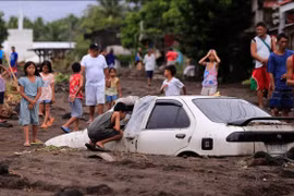Typhoon Trami causes massive flooding, power outage in Philippines (Photo: scmp.com)