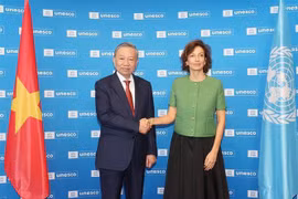 Party General Secretary and State President To Lam and UNESCO's Director-General Audrey Azoulay at their meeting in Paris on October 7 (Photo: VNA)