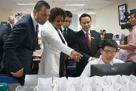 OIF Secretary General visits French-language newspaper 