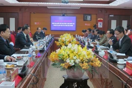 Lao Vice President visits Hai Duong