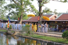Autumn Keo pagoda festival kicks off