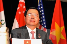 Conference “Vietnam- a new Asian dragon” opens in France