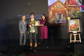 Hearing-impaired artist wins big at painting competition