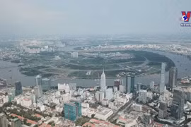 Standard Chartered maintains 2024 GDP growth forecast for Vietnam