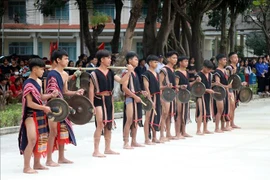 Sound of gongs ring out at schools