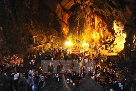 Free wifi available for tourists during Huong Pagoda Festival 