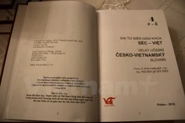 Fourth volume of Czech-Vietnamese encyclopedia released