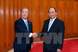 Prime Minister hosts Japanese businesses, Bulgaria minister