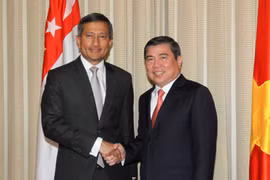 HCM City, Singapore share experience in smart city building 