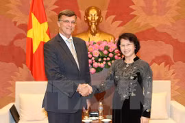 NA Chairwoman meets Australian Ambassador 