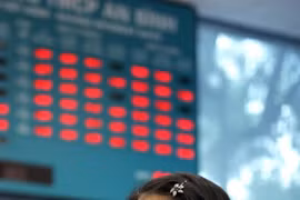 Stocks down on foreign selling 