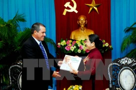 VNA, PL urged to forge stronger information ties
