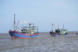 Fishermen saved by Chinese rescuers to return to Da Nang