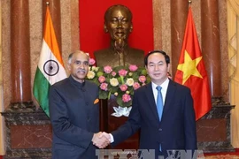 President greets incoming ambassadors 