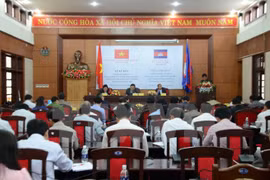 Vietnamese, Cambodian localities beef up cooperation 