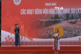 Mong ethnic cultural festival opens in Ha Giang