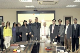Vietnamese enterprises in Switzerland, Russia enhance trade relations