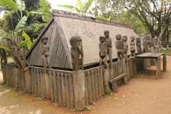 Tay Nguyen grave statues may be history