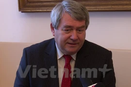 Vietnam, Czech communist parties step up relations 