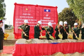  Hanoi helps Vientiane build military traditional house