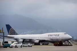 Philippines plans tracking system for civilian flights over East Sea