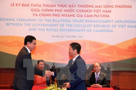 Vietnam, Cambodia agree to boost trade ties 