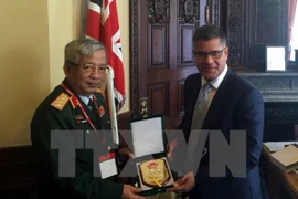 UK eyes stronger defence links with Vietnam 