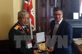 UK eyes stronger defence links with Vietnam 