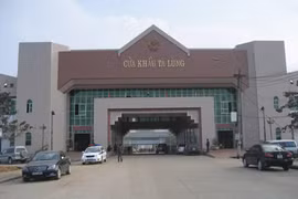 Cao Bang authorities meet investors to boost cross-border trade