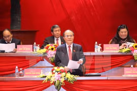 12th National Party Congress discusses documents