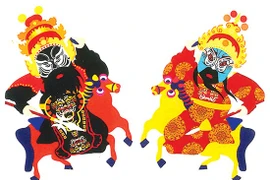 Hoa Sen grad turns classic characters into papercraft 