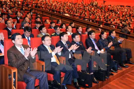 Party Congress delegates support policy on equal business playground