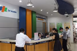 Large-cap stocks depress market