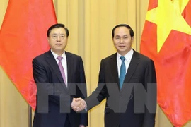 President: Vietnam wants to develop stable ties with China