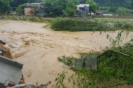 Flash flood hits Lao Cai, 10 missing