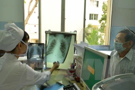 Vietnam aims to reduce number of tuberculosis patients 