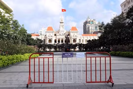HCMC imposes social distancing under PM’s directive