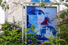 Posters raise public awareness of COVID-19
