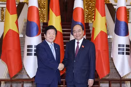 Prime Minister meets RoK's top legislator
