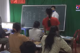 Over 300,000 people escape illiteracy in eight years