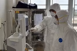 Quarantine applied for people entering Vietnam from China