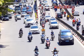 Hanoi scorched by heat wave