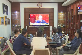 Vietnamese in Laos expect positive outcomes from National Party Congress