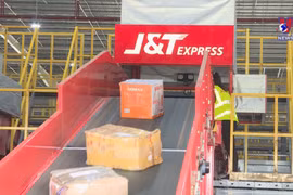 Vietnam works to remove barriers in cross-border e-commerce