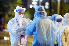 ‘White blouse’ soldiers in COVID-19 pandemic fight
