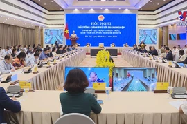 Prime Minister holds dialogue with enterprises