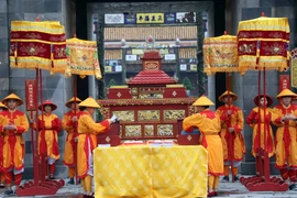 Calendar distribution ceremony enacted in Thua Thien-Hue