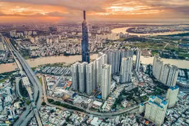 Vietnam's economy sees positive growth in H1