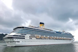 Super cruise ship brings nearly 3,500 int’l tourists to Ha Long